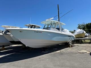 BOATZON | Everglades 335 CC 2023