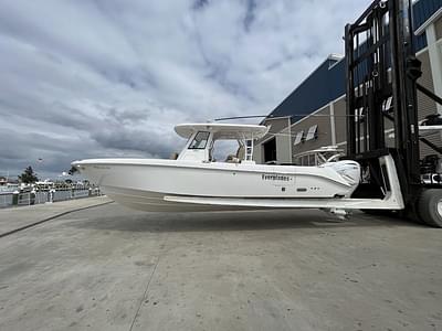 BOATZON | Everglades 335CC 2022