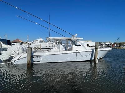 BOATZON | Everglades 395 Center Console 2023