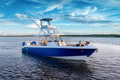 BOATZON | Everglades 395 Center Console 2025