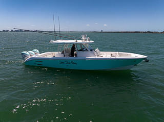 BOATZON | Everglades 395CC 2021