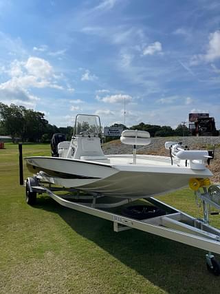 BOATZON | 2023 Excel Boats Bay Pro 203