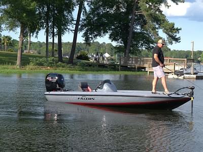 BOATZON | Falcon Bass Boats 18 Freedom 2025