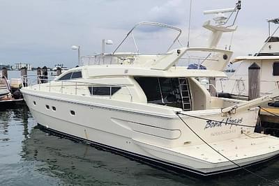 BOATZON | Ferretti Yachts 55 Motor Yacht 1998