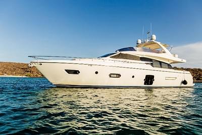 BOATZON | Ferretti Yachts 720 2013