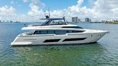 BOATZON | Ferretti Yachts 850 2017