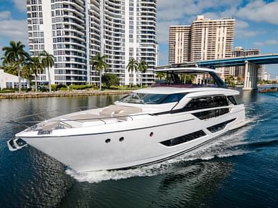 BOATZON | Ferretti Yachts 860 2023