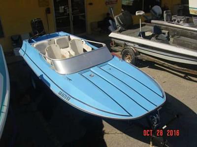 BOATZON | Fiberking 16 Runabout 1973