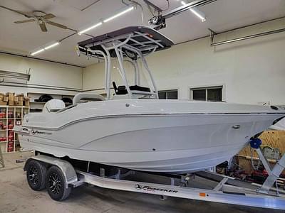 BOATZON | Finseeker 210 Center Console 2024