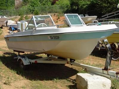 BOATZON | Fish N Ski 15 Trihull Bowrider Chrysler 70 1972