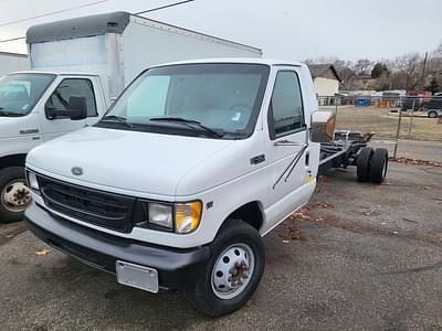 BOATZON | Ford Econoline Commercial Cutaway 1999