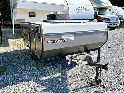 BOATZON | Forest River Rockwood Limited Series 1640LTD 2022
