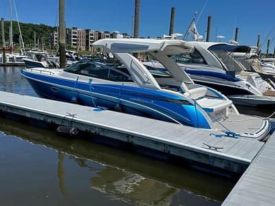 BOATZON | Formula 330 Crossover Bowrider IO 2020 BOATZON | Formula 330 Crossover Bowrider IO 2020