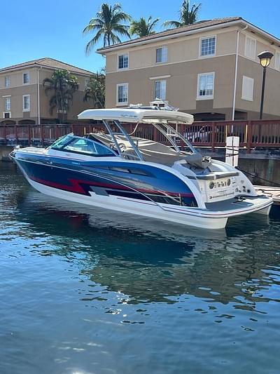 BOATZON | Formula Boats 350 Crossover Bowrider 2015 BOATZON | Formula Boats 350 Crossover Bowrider 2015