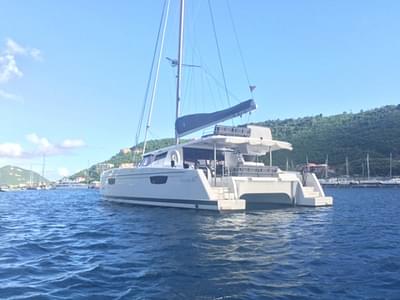 BOATZON | Fountaine Pajot  2020