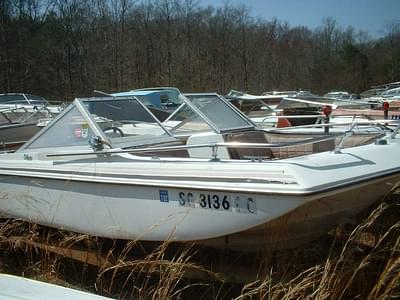 BOATZON | Galaxy Boats California 185 Trihull Bowrider 1974 BOATZON | Galaxy Boats California 185 Trihull Bowrider 1974