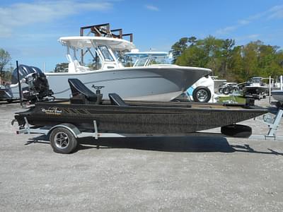 BOATZON | Gator-tail 1852 PREDATOR SS 2024