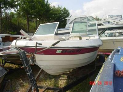 BOATZON | Glassmaster 185 Bowrider OMC 140 400 outdrive 1977