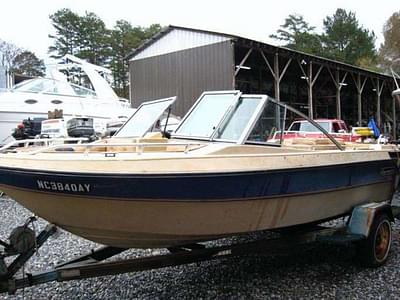 BOATZON | Glassmaster 650 E Bowrider Mercruiser Tr assy 1983