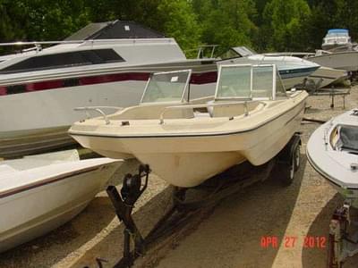 BOATZON | Glassmaster 800 XS Bowrider Mercruiser 165 1973