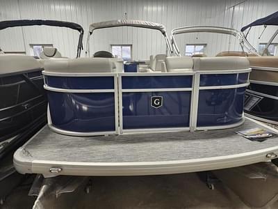 BOATZON | GODFREY 2286 SBX 115HP BUNK TRAILER 2024