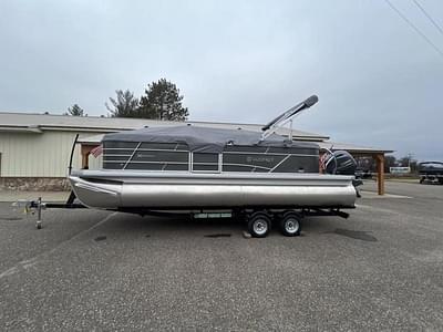 BOATZON | GODFREY 2286 SBX TRIPLE 150HP BUNK TRAILER 2024