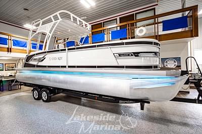 BOATZON | Godfrey AquaPatio 255 SDC 2023