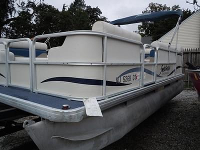 BOATZON | GODFREY MARINE SW180ES 2003