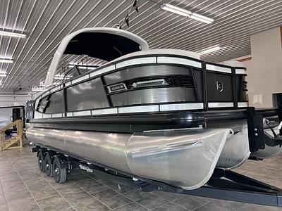 BOATZON | Godfrey Pontoons AquaPatio 256 ULWTwin 2022