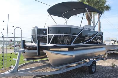 BOATZON | Godfrey Pontoons Mighty G 1476 C 2024