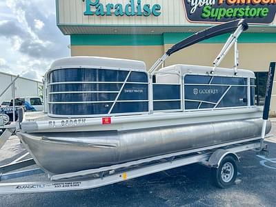 BOATZON | Godfrey Pontoons SW 1680 CX 2021