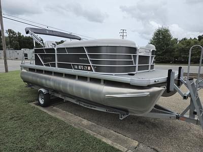 BOATZON | Godfrey Pontoons SW 2086 CX 2021