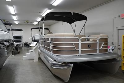 BOATZON | Godfrey Pontoons Sweetwater 2086 C 27 in 2023