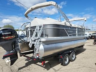 BOATZON | Godfrey Pontoons Sweetwater 2086 SB 2023