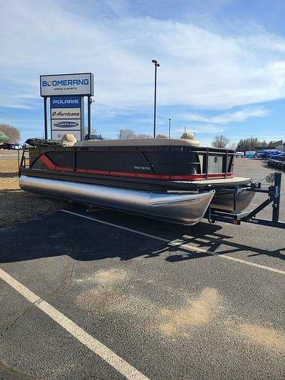 BOATZON | Godfrey Pontoons Sweetwater 2286 C w Mercury 150 Pro XS 2024