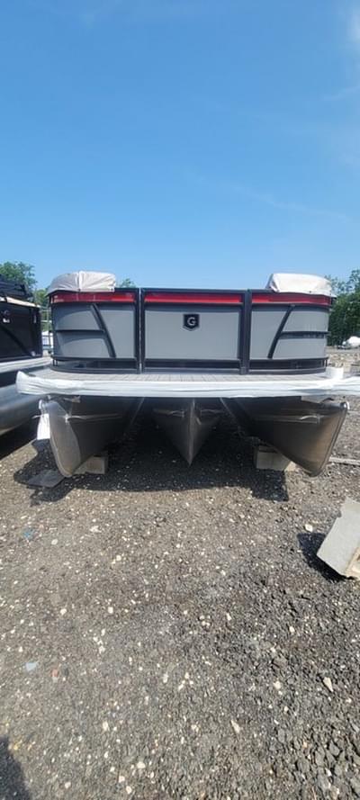 BOATZON | Godfrey Pontoons Sweetwater 2286 SFL 2024