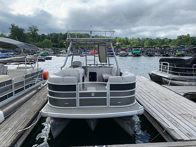 BOATZON | Godfrey Pontoons SWPE 235 SDB 2019