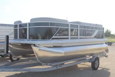 BOATZON | Godfrey Pontoons Xperience 1680 CX 2025