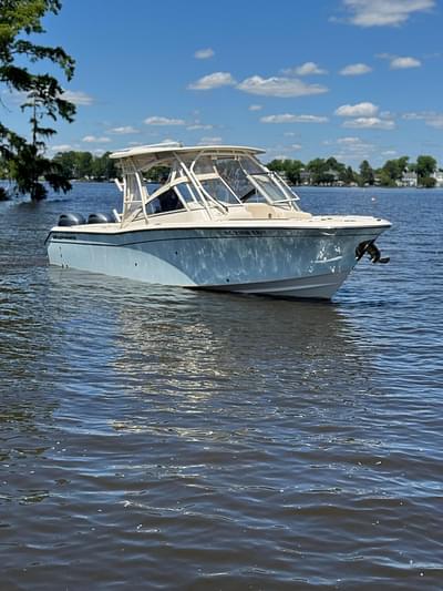 BOATZON | Grady-White Freedom 275 2022