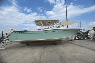 BOATZON | Grady-White Freedom 307 2025