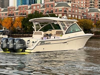 BOATZON | Grady-White Freedom 375 2014