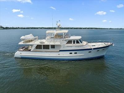 BOATZON | Grand Alaskan 64 Raised Pilot House 2000