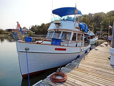 BOATZON | Grand Banks 32 Sedan 1969