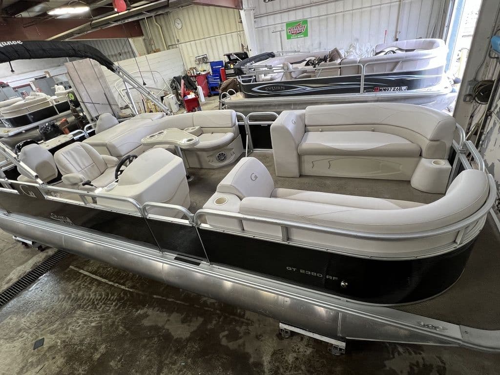 Grand Island GT 2380 RF Pontoon 2017