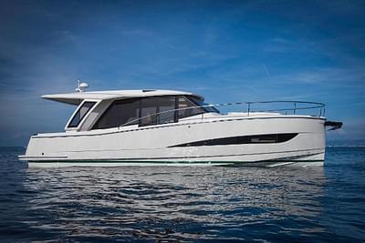 BOATZON | Greenline 39 2024