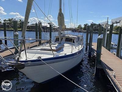 BOATZON | Gulf 32 Pilothouse