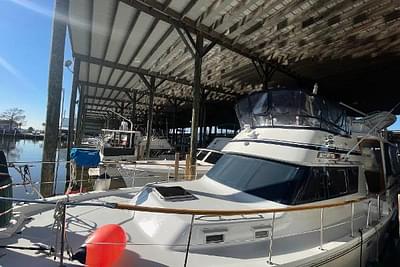 BOATZON | Gulfstar 48 Motor Yacht