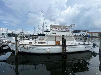 BOATZON | 1975 Gulfstar 53 Trawler