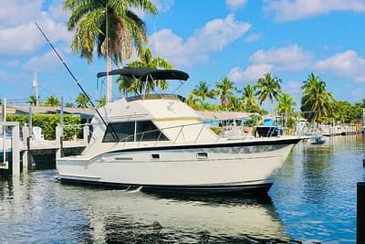 BOATZON | Hatteras 37 Convertible 1978