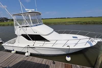 BOATZON | Hatteras 39 Convertible 1995